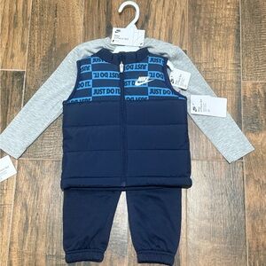 Nike Boys Toddler 2T Crewneck T-Shirt, Vest and Pants, 3-Piece Set
